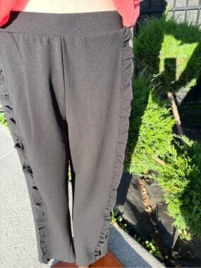 Nina Leonard Black Ruffle Trim Pull-On Ankle Pants Size Large